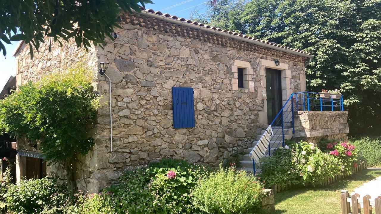 Photo of Outdoor in Saint-Jean-de-Muzols