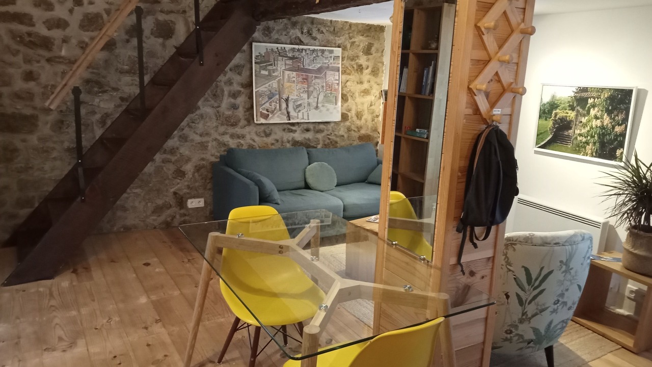 Photo of Livingroom in Saint-Cyr