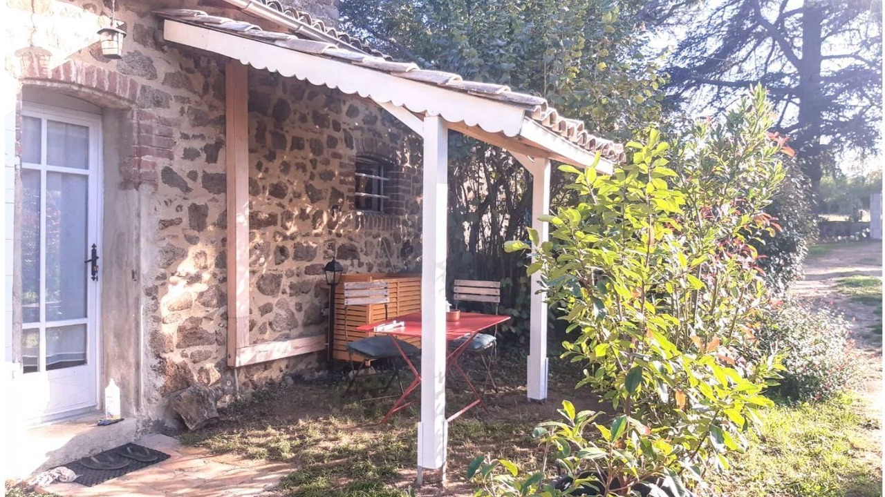 Photo of Outdoor in Saint-Cyr