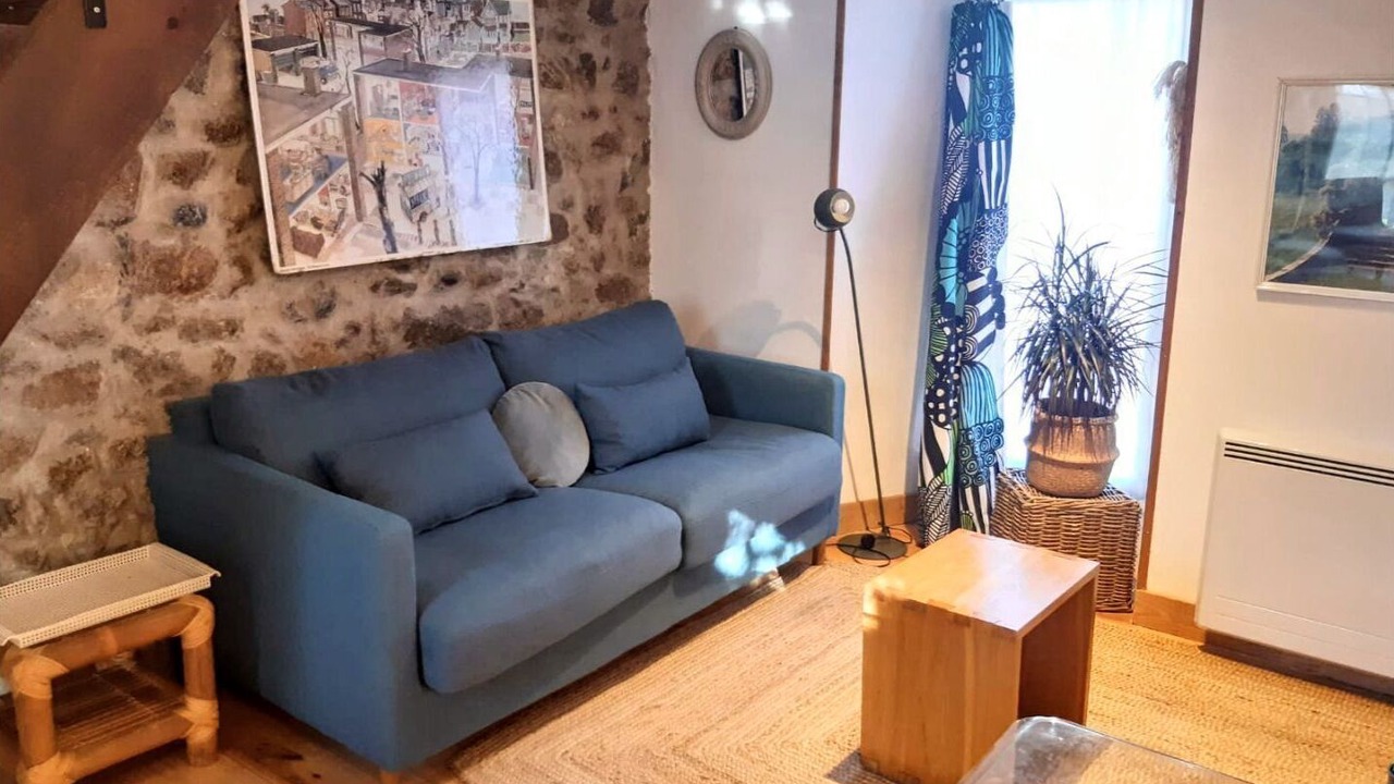 Photo of Livingroom in Saint-Cyr