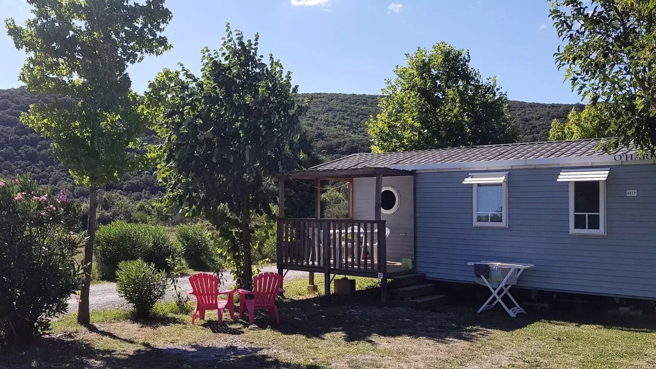 Photo of Patio Balcony in Saint-Maurice-d'Ibie
