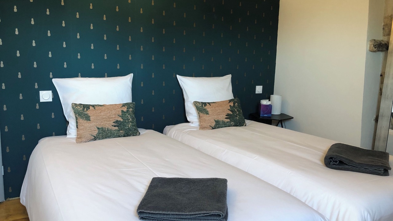 Photo of Bedroom in Avallon