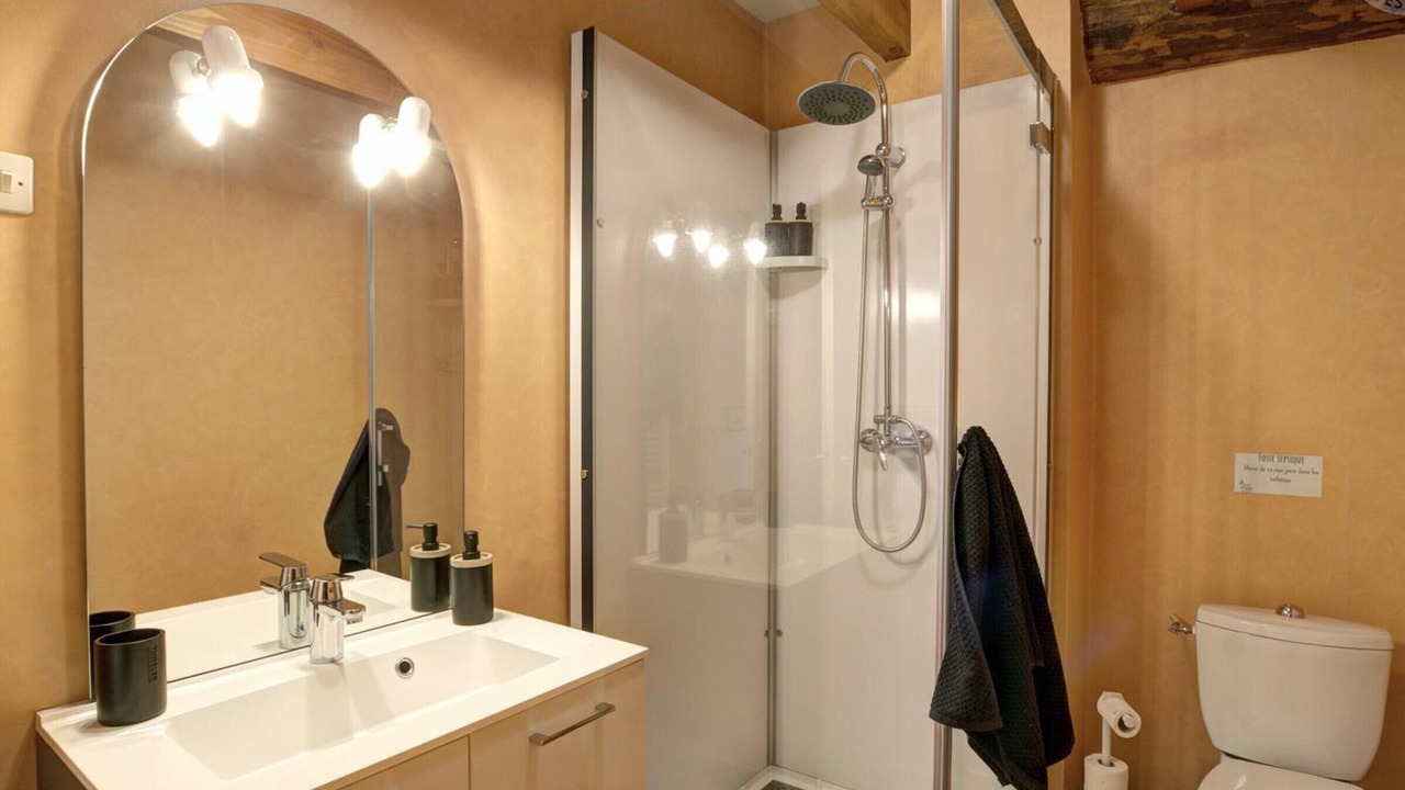 Photo of Bathroom in Sevelinges