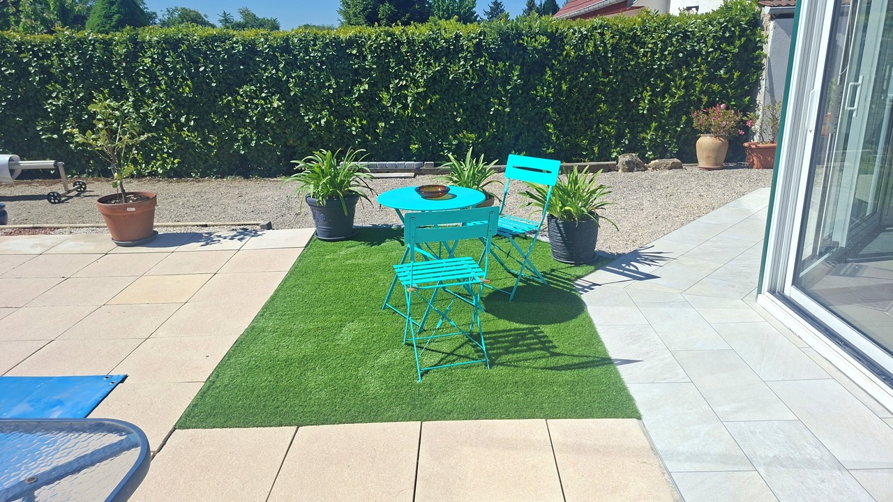 Photo of Outdoor in Damparis