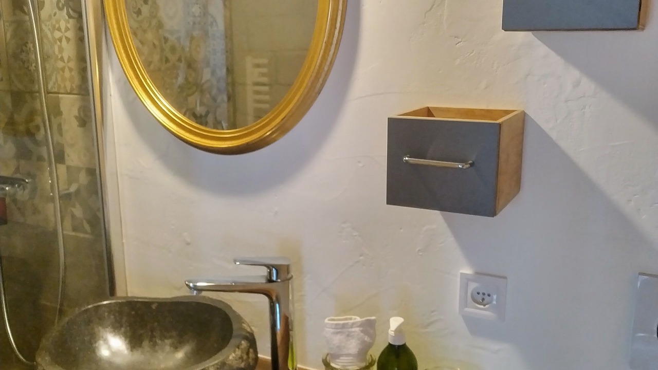 Photo of Bathroom in Montcony