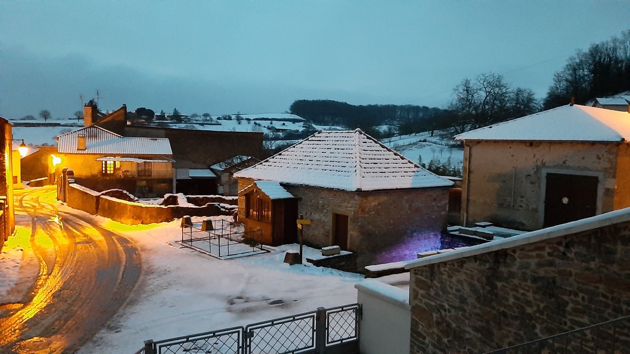 Photo of Outdoor in Jalogny