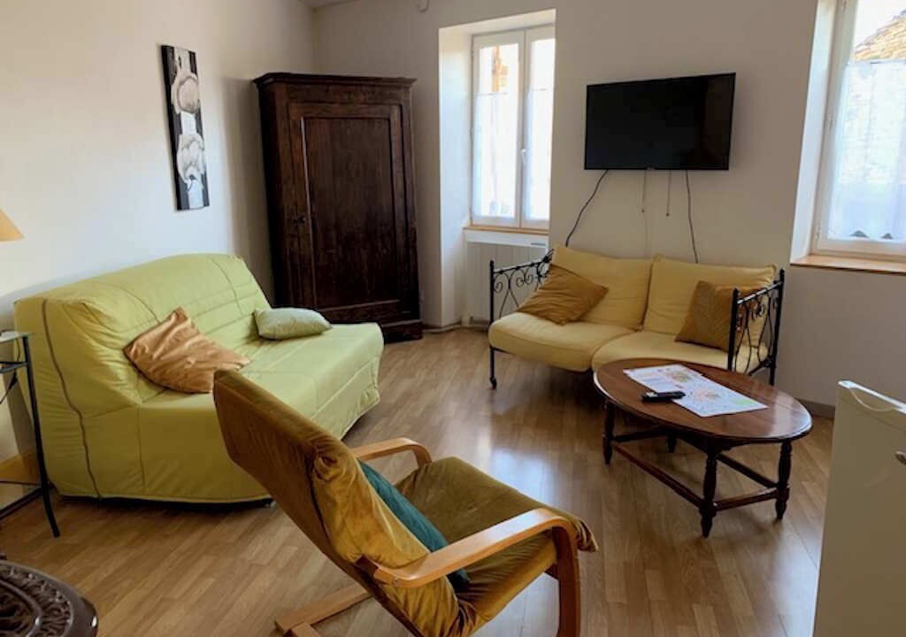 Photo of Livingroom in Jalogny