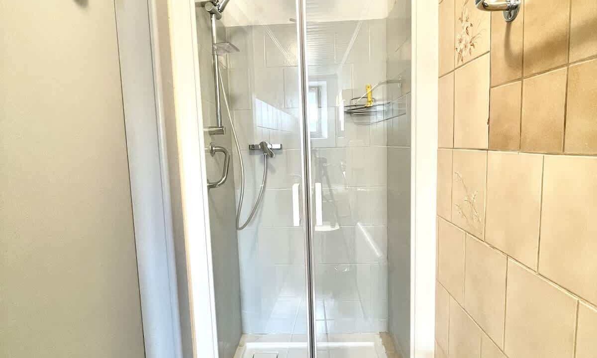 Photo of Bathroom in Forges-les-Bains