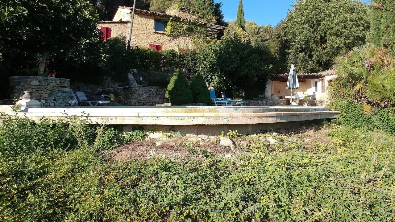 Photo of Outdoor in Entrechaux