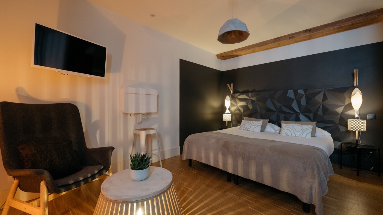 Photo of Bedroom in Louhans