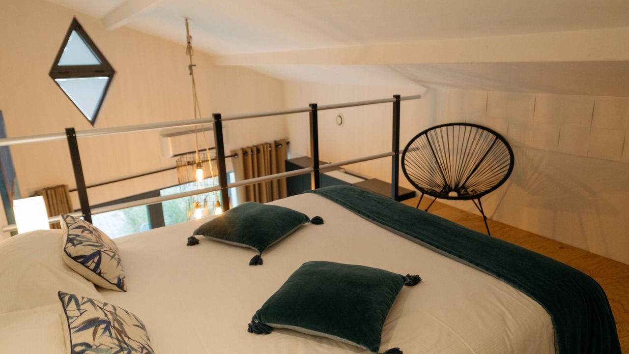 Photo of Bedroom in Louhans