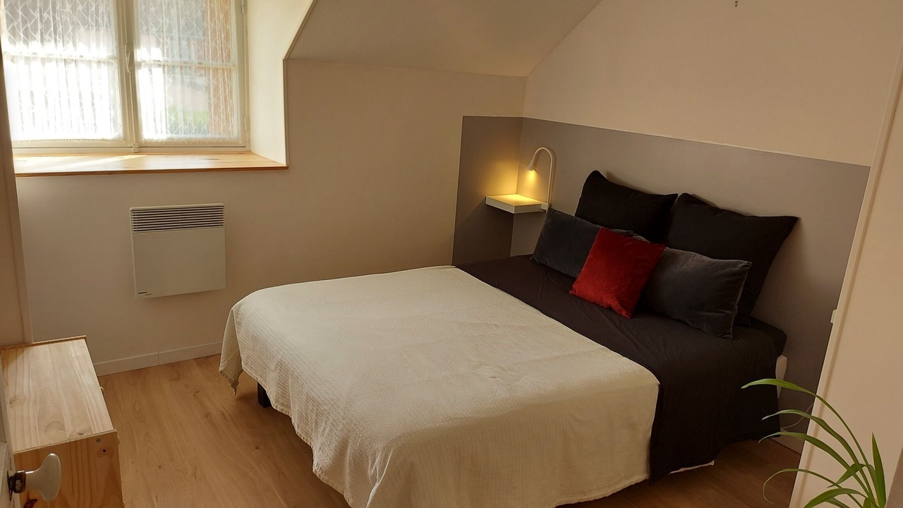 Photo of Bedroom in Vezelay