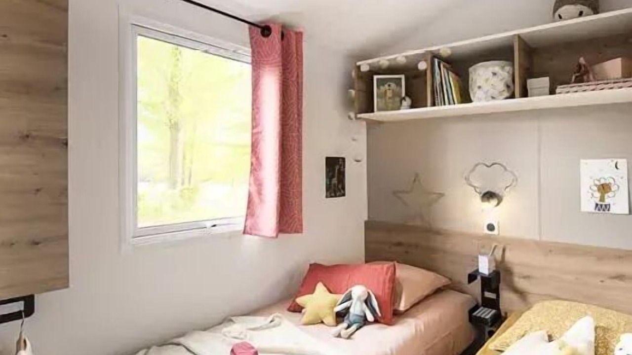 Photo of Bedroom in Pont-de-Poitte