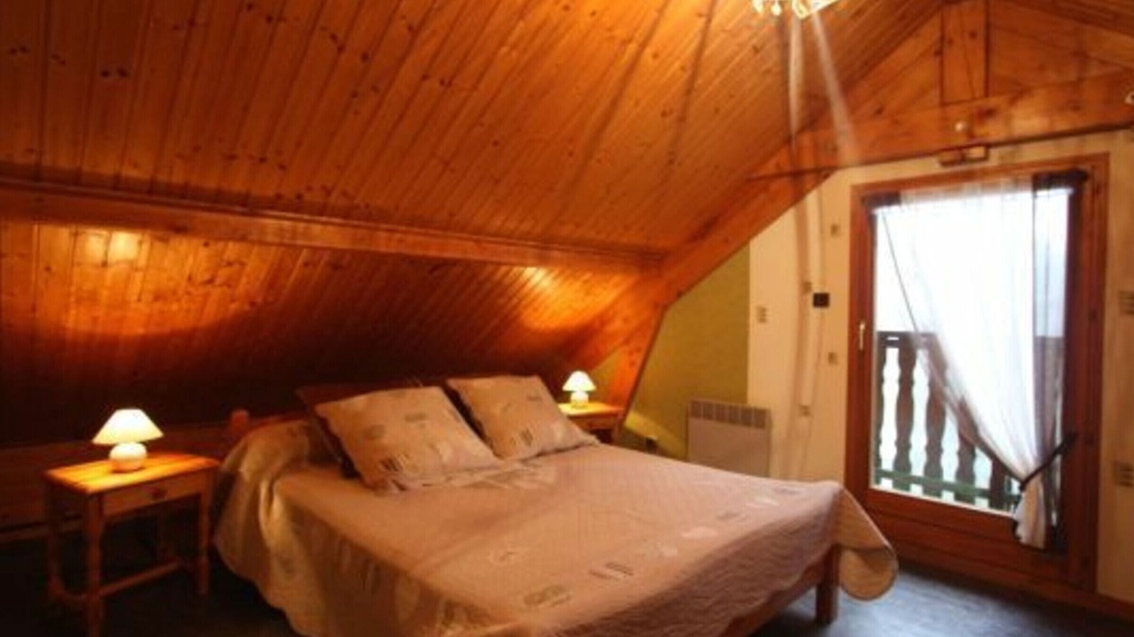 Photo of Bedroom in Le Val-d'Ajol