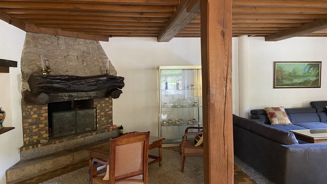 Photo of Livingroom in Quarre-les-Tombes
