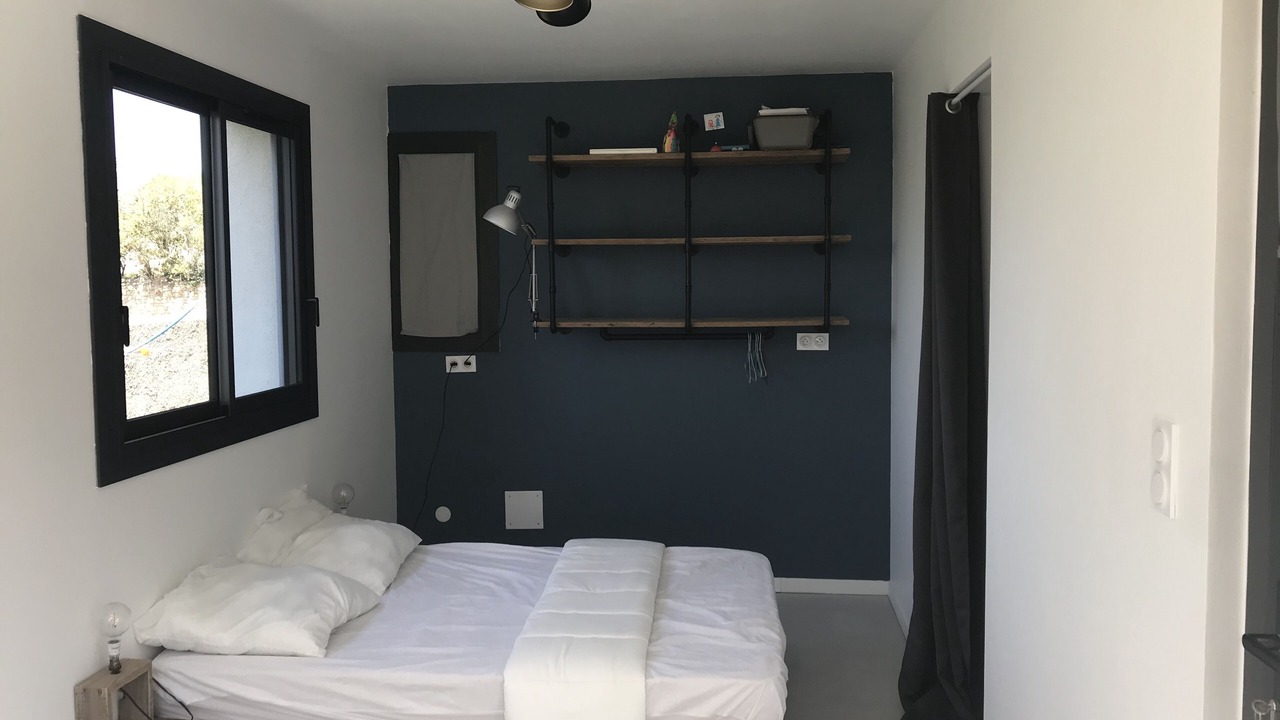 Photo of Bedroom in Sainte-Cecile-les-Vignes