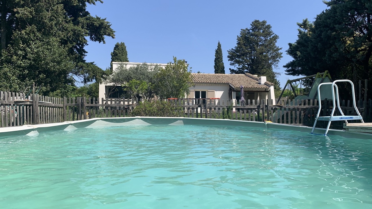 Photo of Outdoor in Sainte-Cecile-les-Vignes