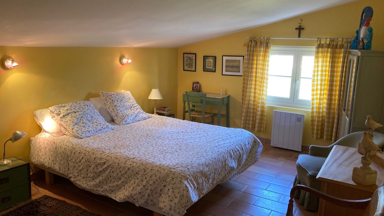 Photo of Bedroom in Caromb