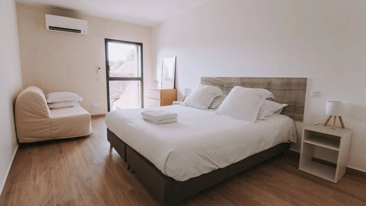 Photo of Bedroom in Saint-Germain-des-Champs