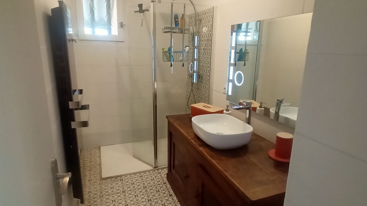 Photo of Bathroom in Mormoiron