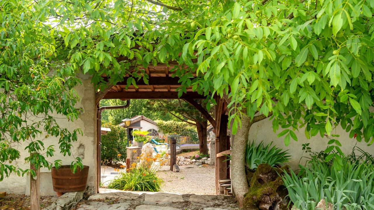 Photo of Outdoor in Murs-et-Gelignieux