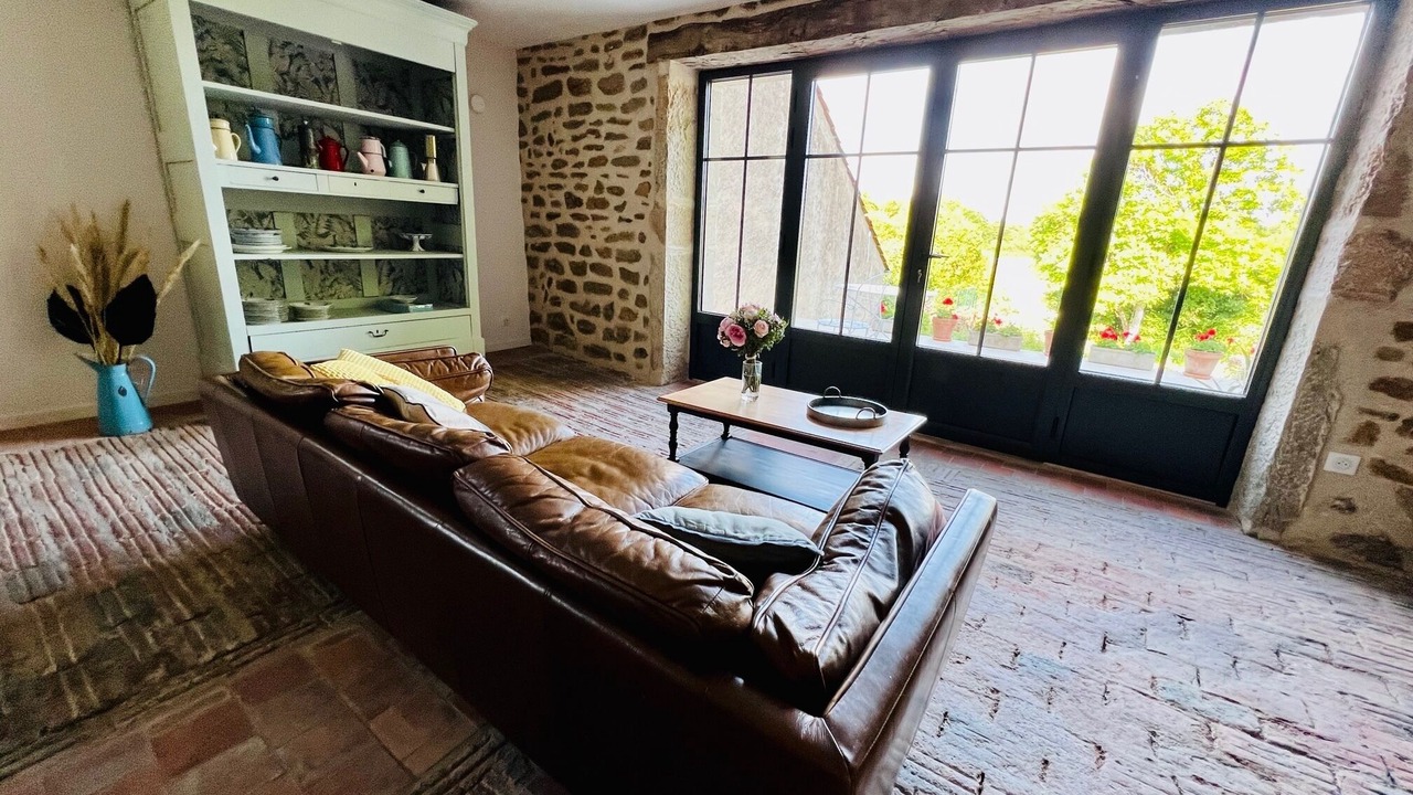 Photo of Livingroom in Vievy