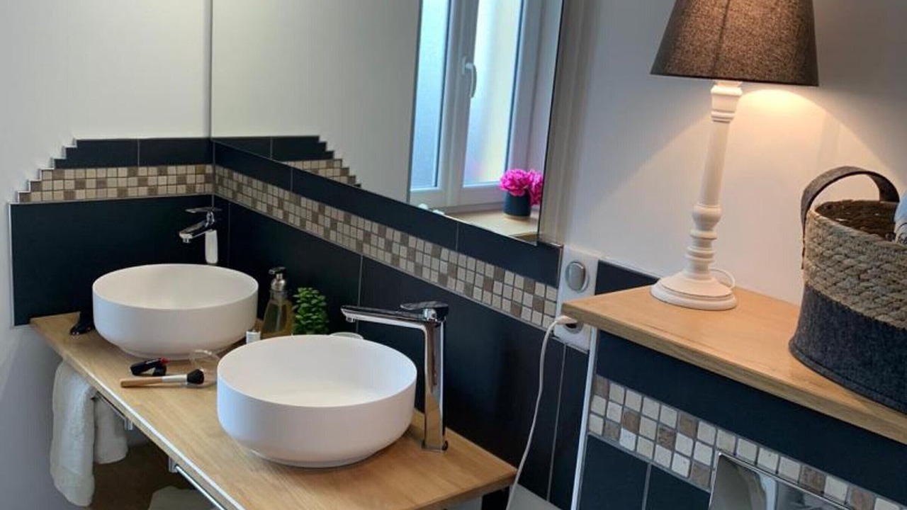 Photo of Bathroom in Saligny-sur-Roudon