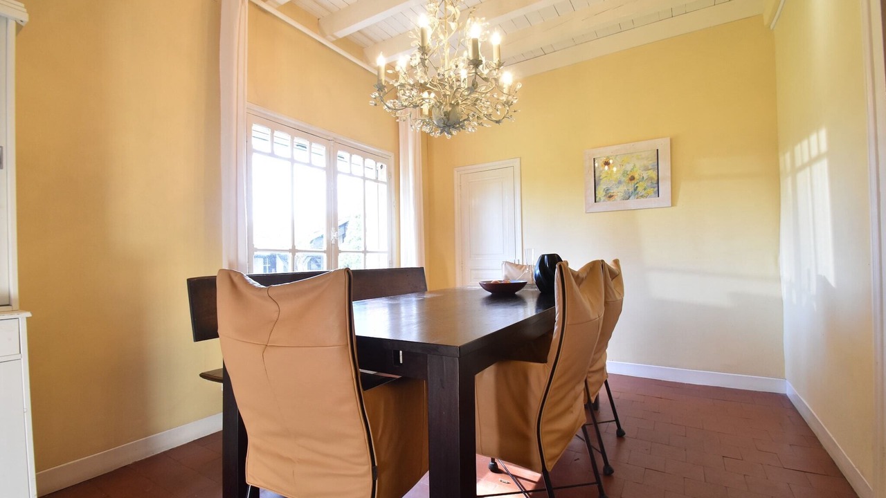 Photo of Livingroom in Charrin