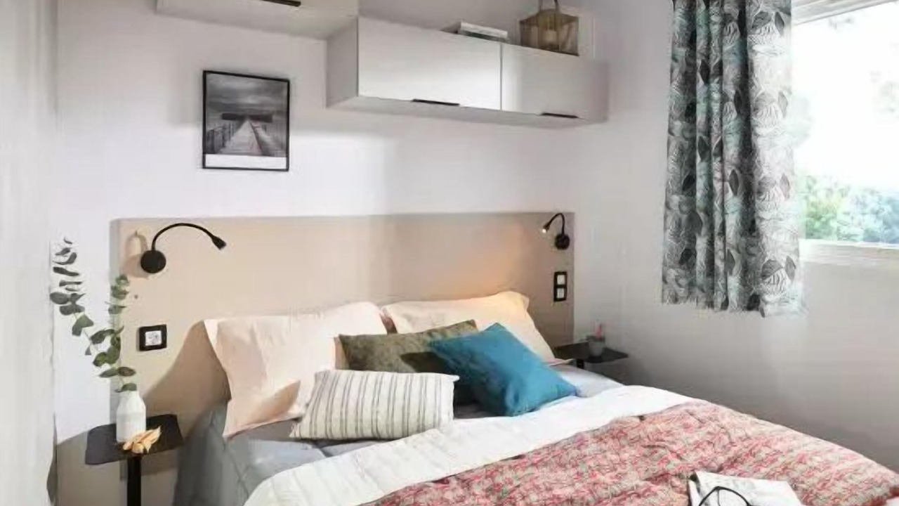Photo of Bedroom in Chatillon