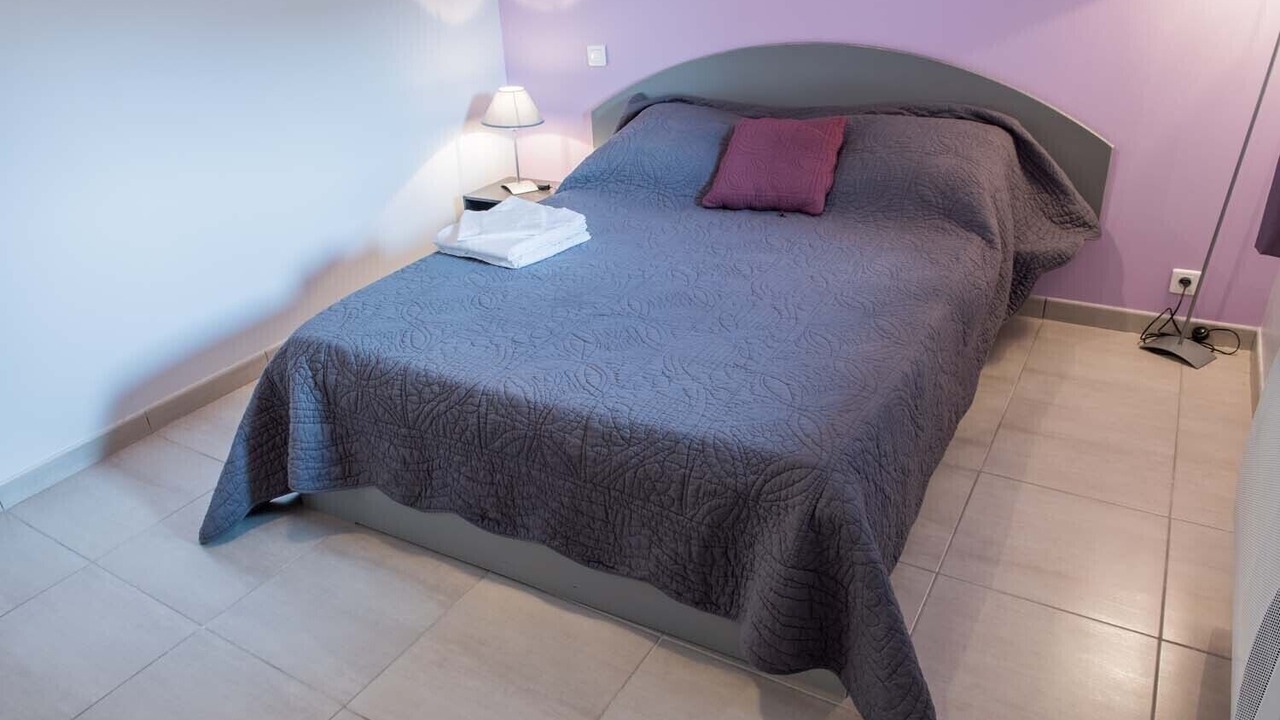 Photo of Bedroom in Saint-Laurent-de-Veyres
