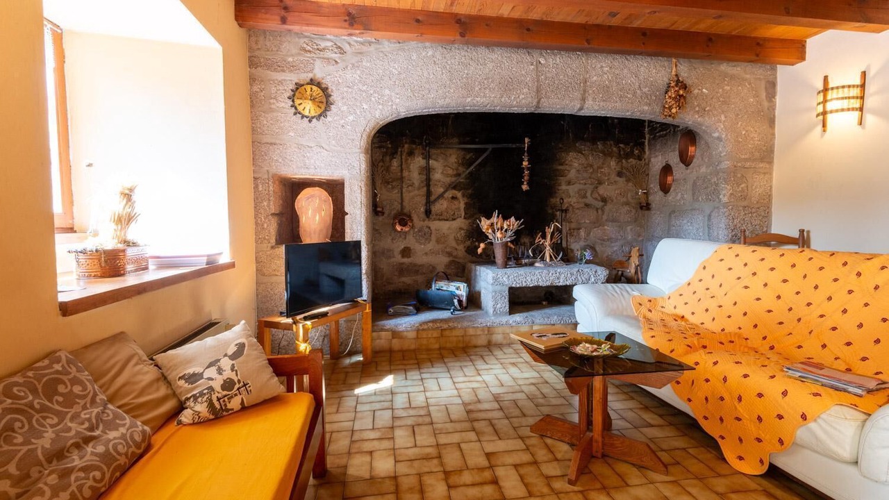 Photo of Livingroom in Le Buisson