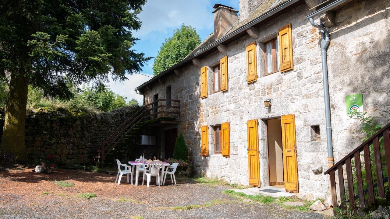 Photo of Outdoor in Le Buisson