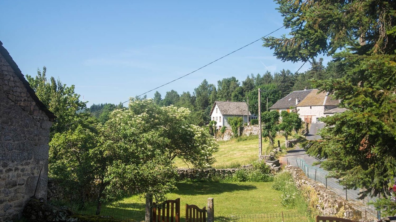 Photo of Outdoor in Le Buisson