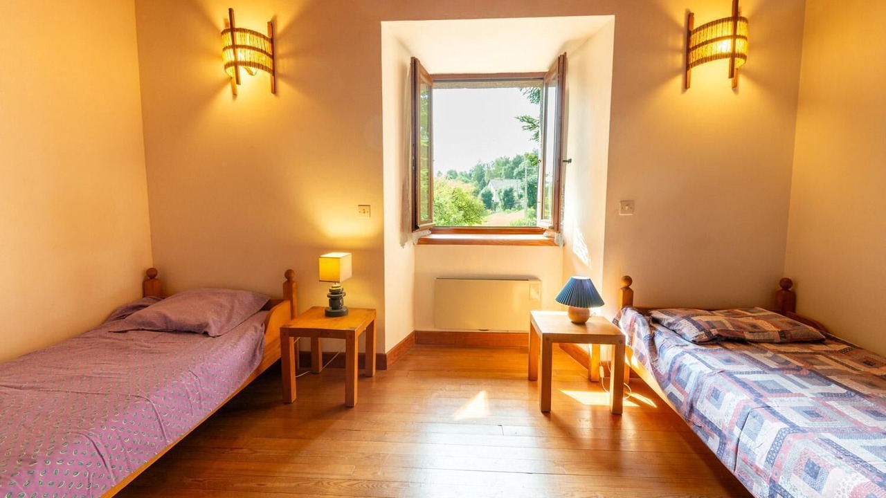 Photo of Bedroom in Le Buisson