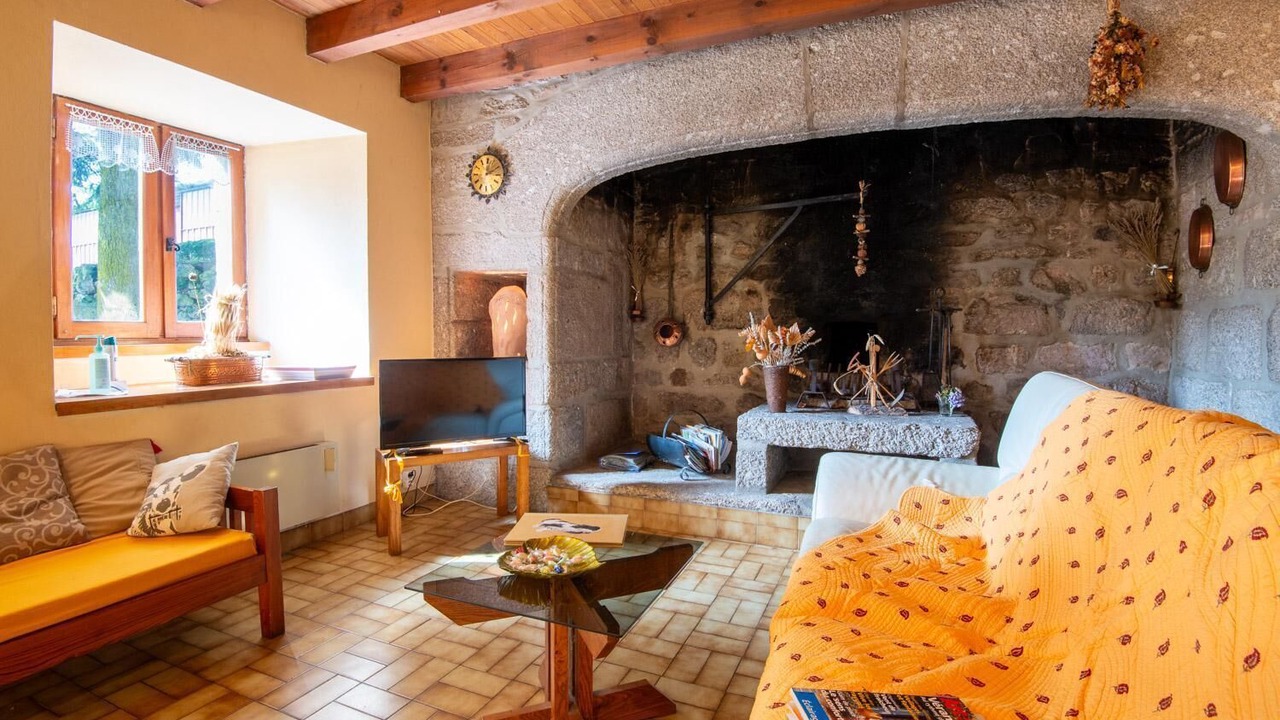 Photo of Livingroom in Le Buisson