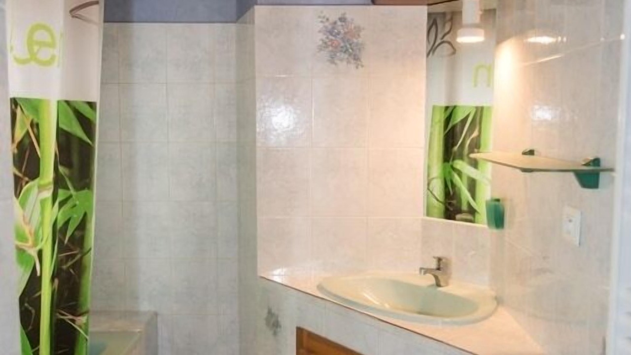 Photo of Bathroom in Peyre-en-Aubrac