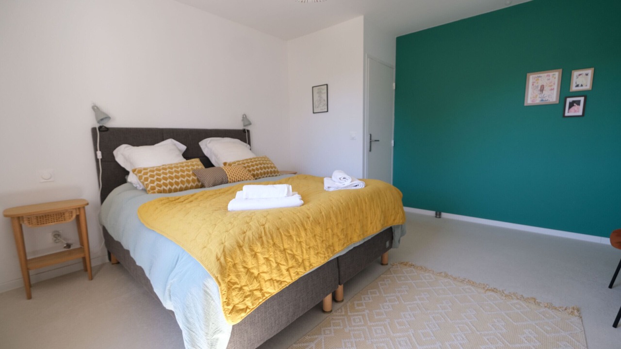 Photo of Bedroom in Puget