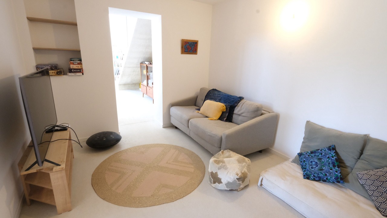 Photo of Livingroom in Puget
