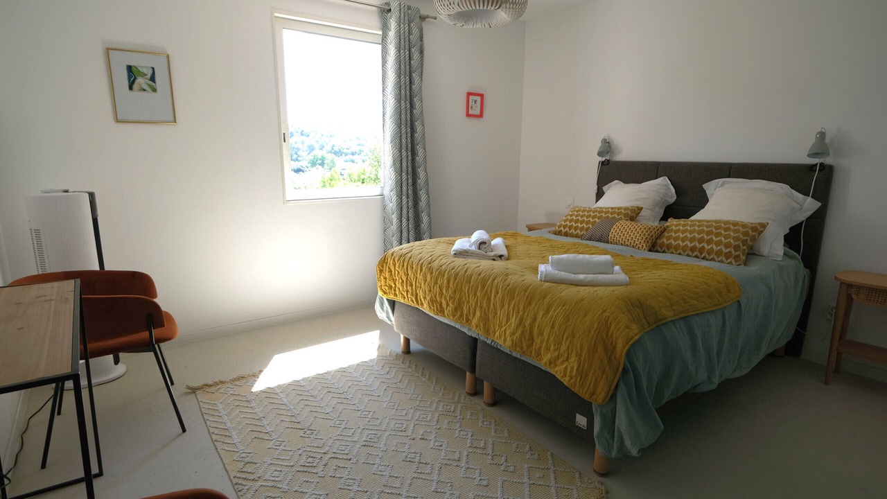 Photo of Bedroom in Puget