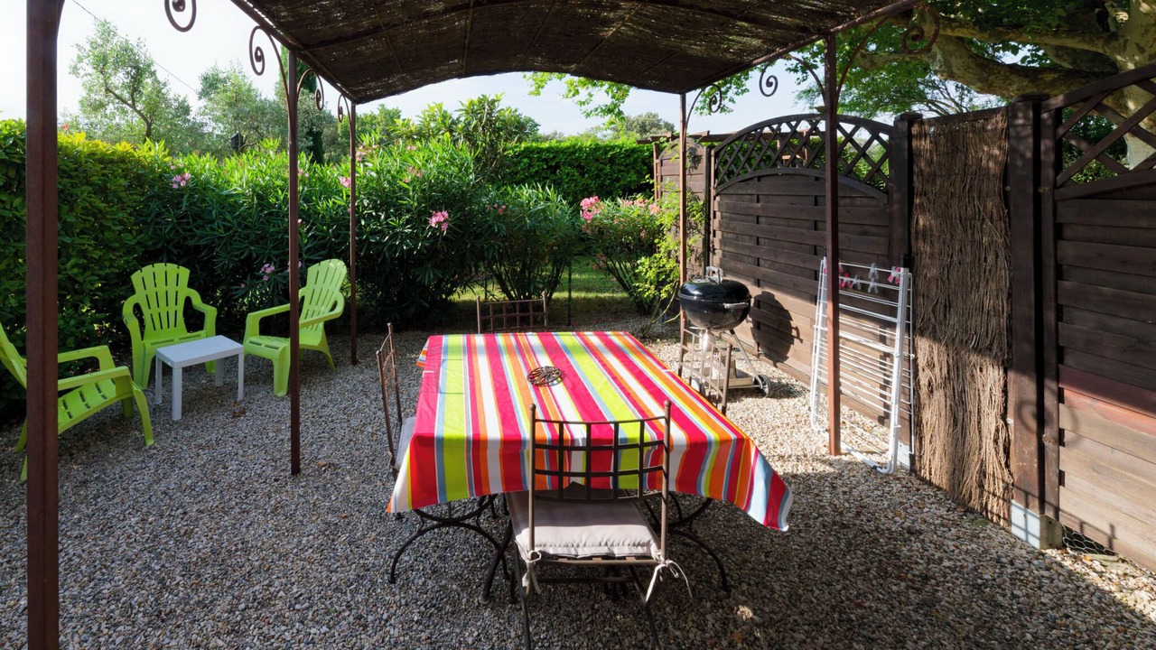 Photo of Outdoor in Visan