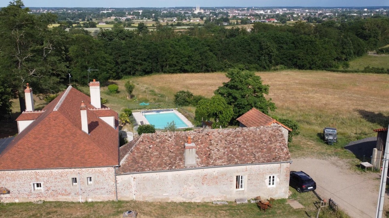 Photo of Outdoor in Neuvy