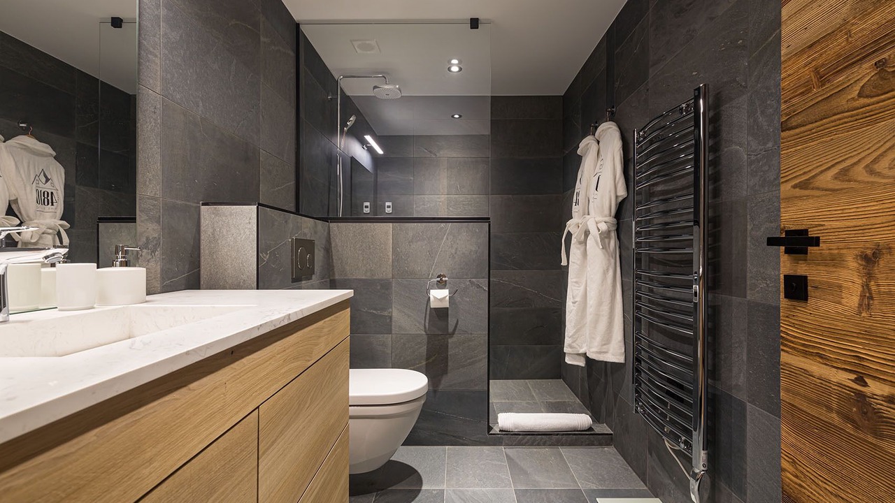 Photo of Bathroom in Saint-Nicolas-de-Veroce