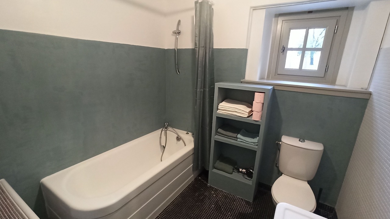 Photo of Bathroom in Tournus