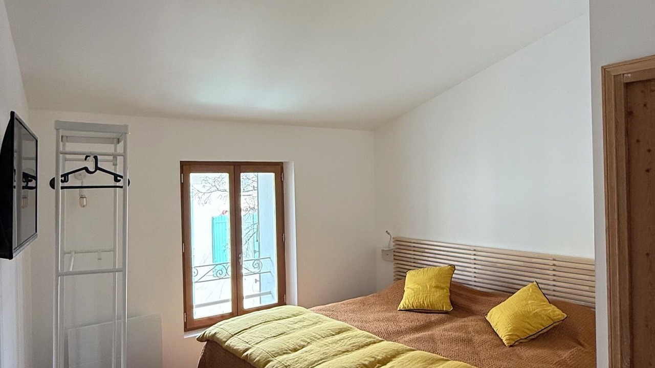 Photo of Bedroom in Mormoiron