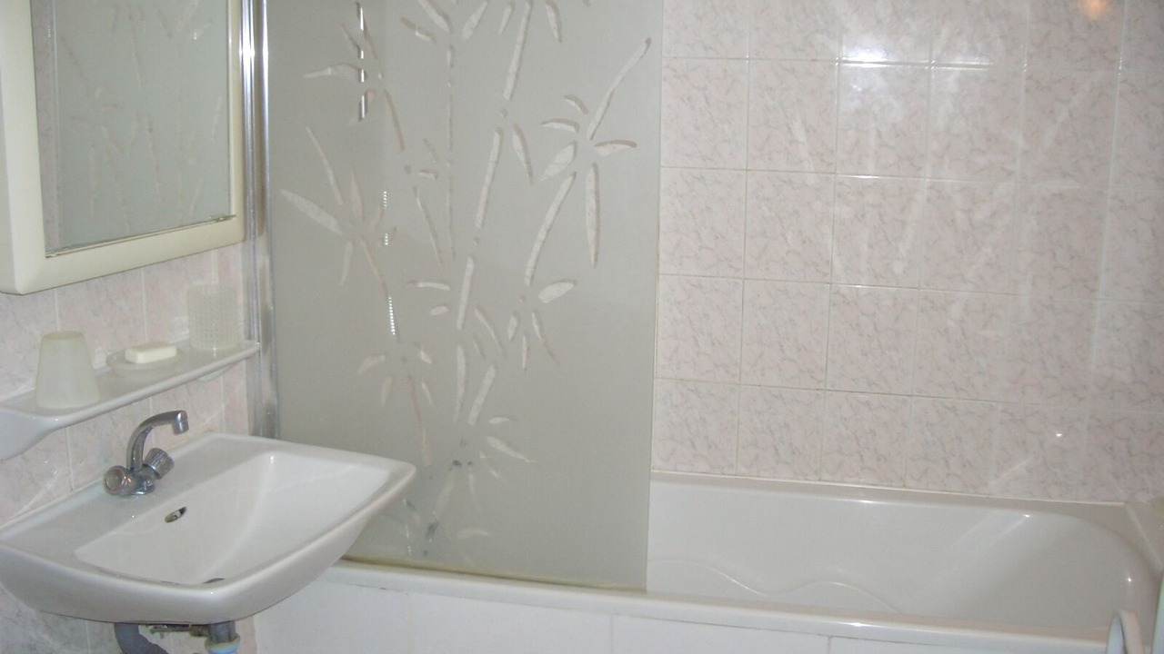 Photo of Bathroom in Saulx-les-Chartreux