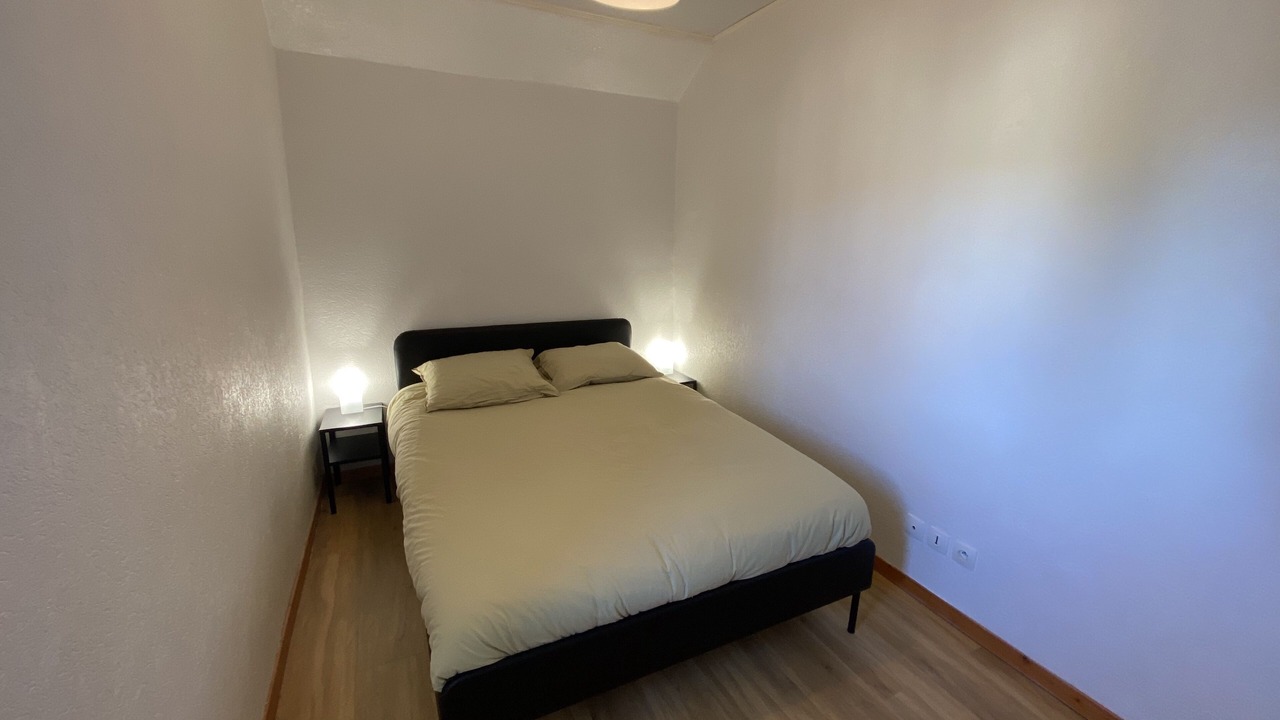 Photo of Bedroom in Chatillon