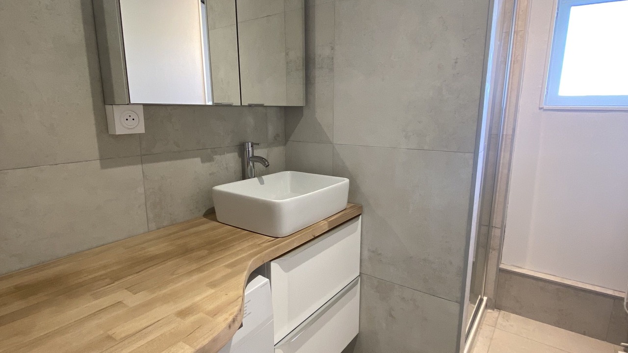 Photo of Bathroom in Chatillon