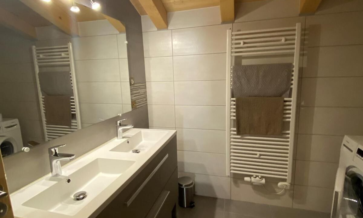 Photo of Bathroom in Areches