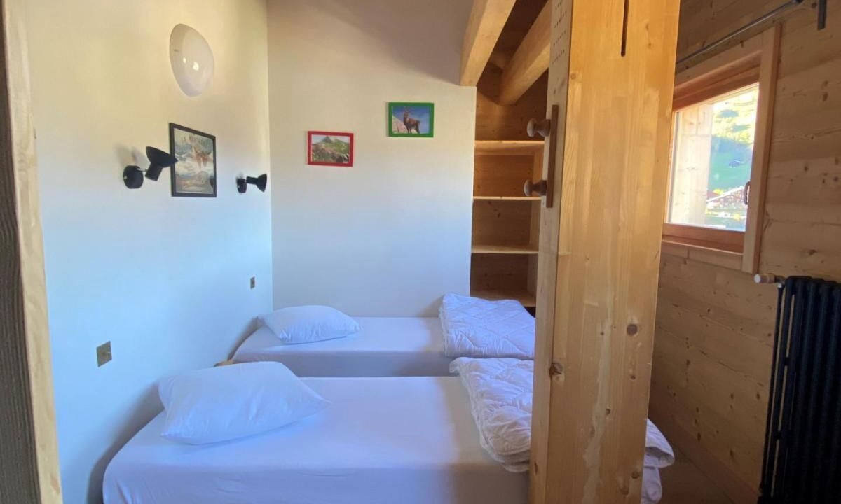 Photo of Bedroom in Areches