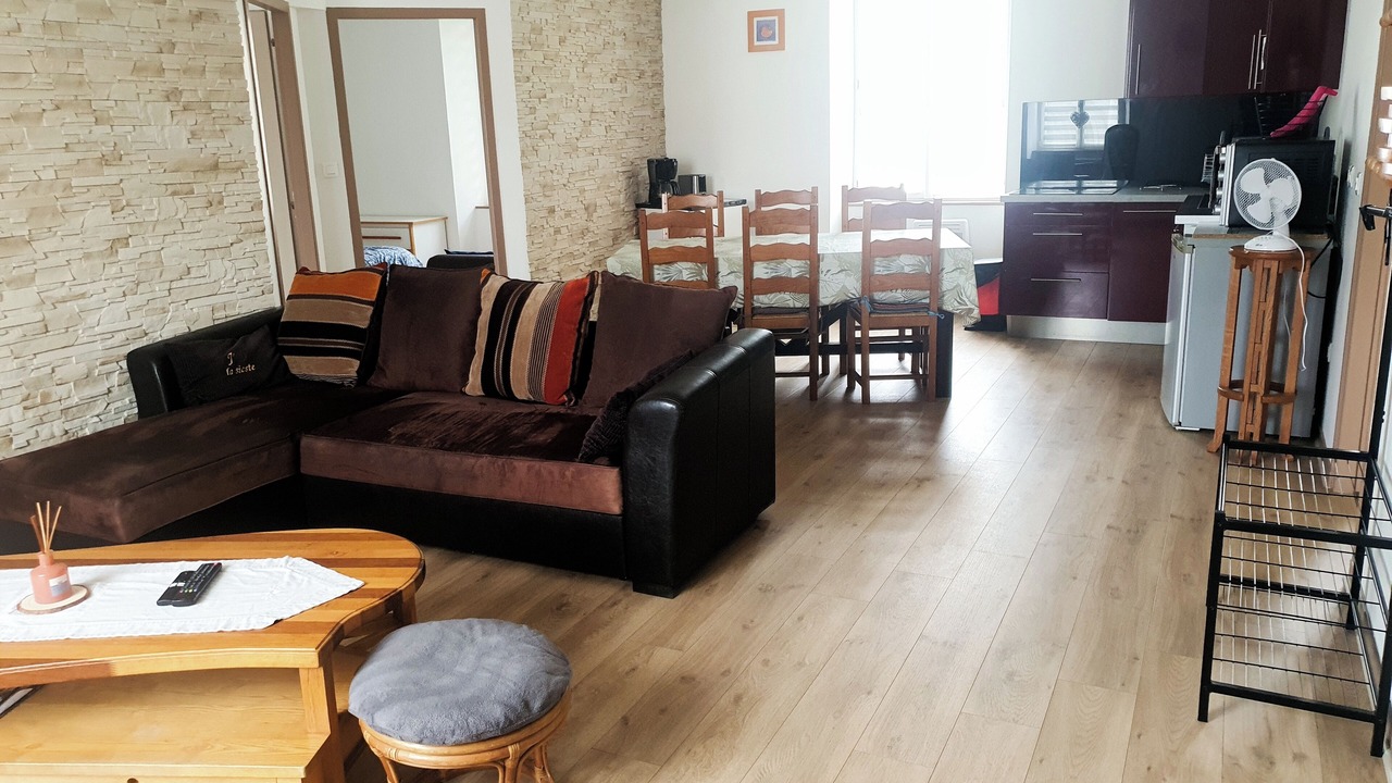 Photo of Livingroom in Ep 21 - Saint-Paul